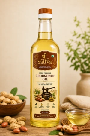 Home cold pressed groundnut oil